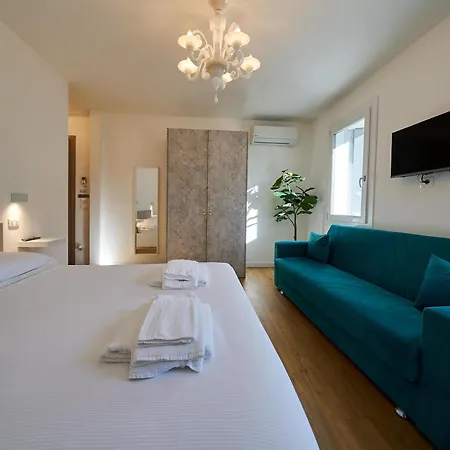 Business E Tourism Superior Con Bagno Privato Mascheretta Venezia *